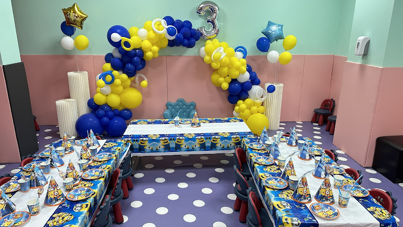 Just Kidding Playground (Forest Ave)