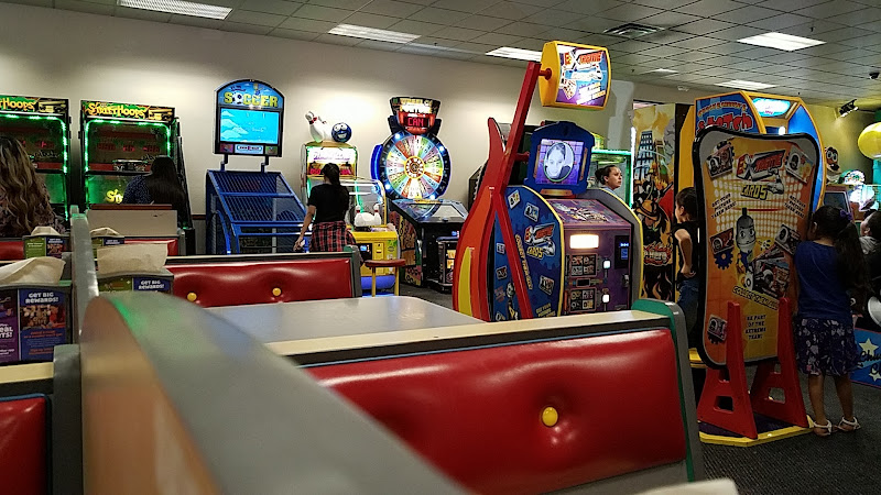 Chuck E. Cheese