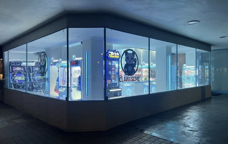 Clawesome Claw Arcade