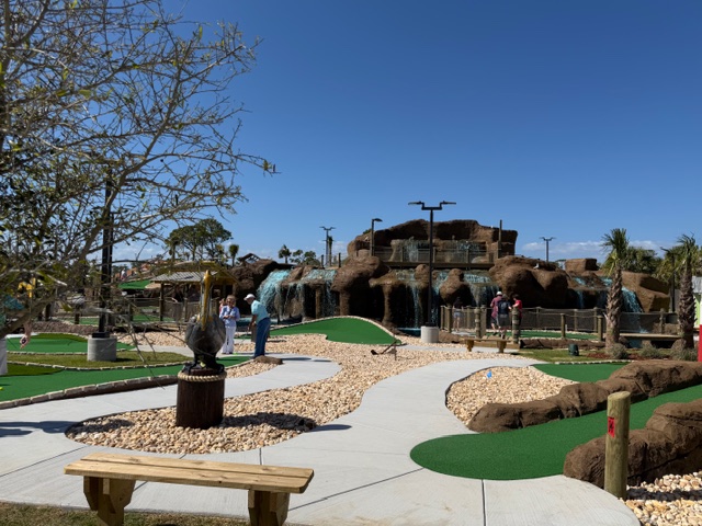 Bubba's Seaside Mini Golf