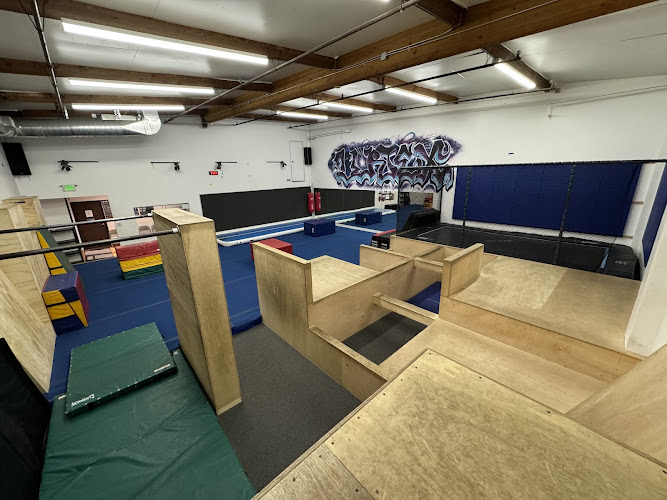 Vortex Freerunning - Los Angeles Parkour