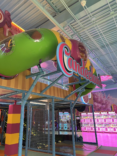 Candeeland Victorville