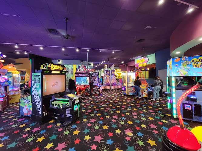 John's Incredible Pizza - Fresno