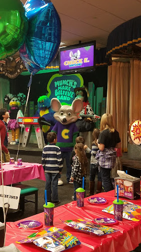 Chuck E. Cheese