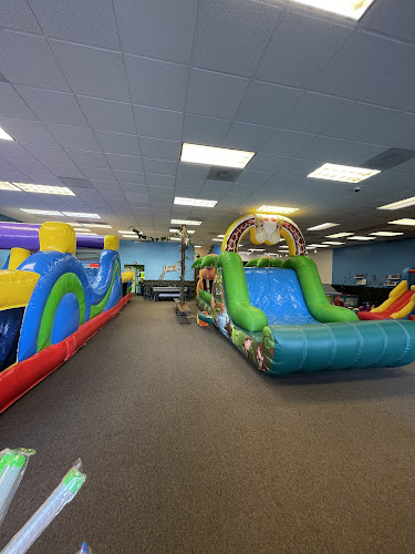 JUMPER'S JUNGLE NORWALK