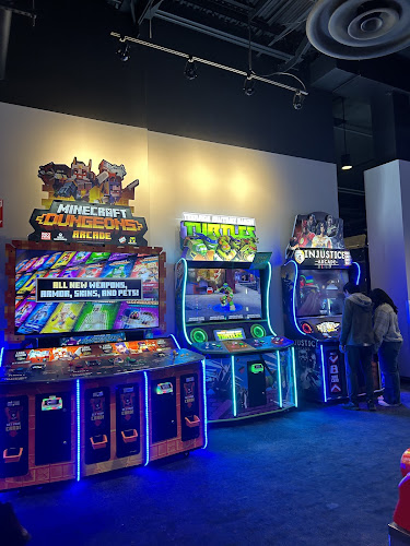 Round1 Bowling & Arcade Northridge Mall