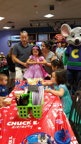 Chuck E. Cheese