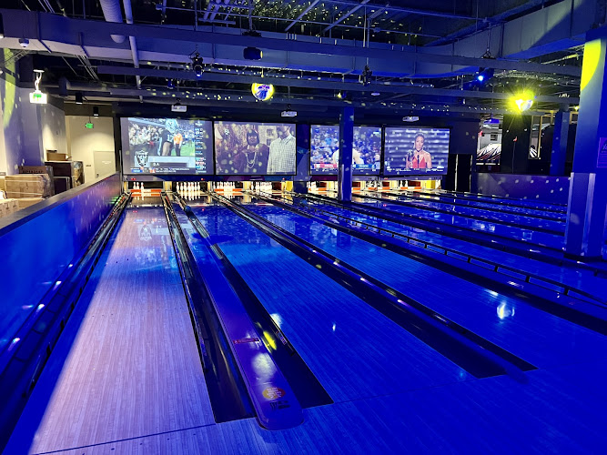 Round1 Bowling & Arcade Burbank Town Center